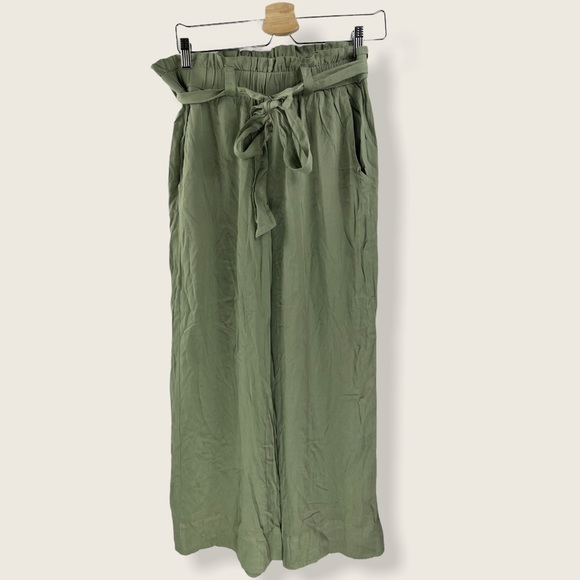 NWT Green pants size large - Picture 2 of 6